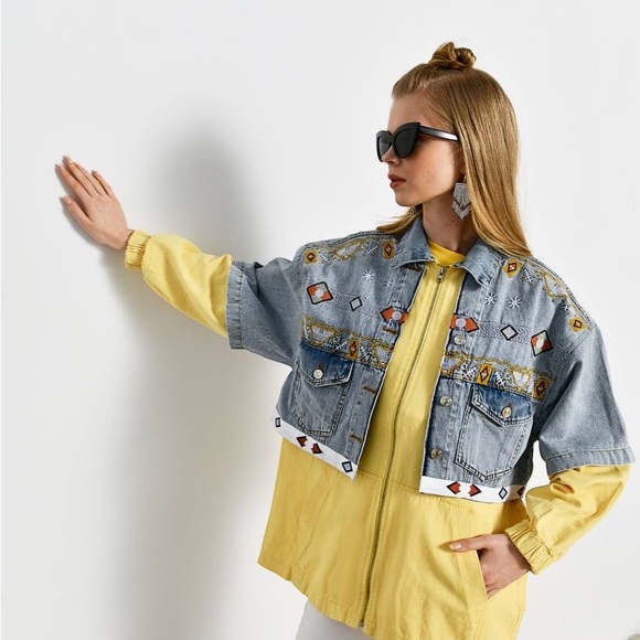 Jeans jacket - Picture 2 of 3